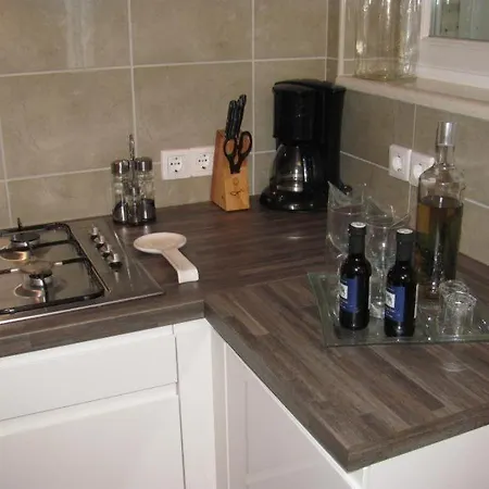 In With Sea View, Terrace, Air Conditioning, Wi-fi 코츌라