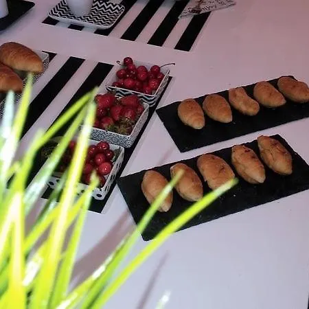 Daire In With Sea View, Terrace, Air Conditioning, Wi-fi Korčula