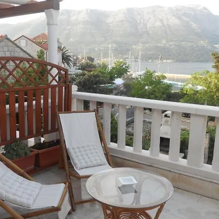 Daire In With Sea View, Terrace, Air Conditioning, Wi-fi Korčula