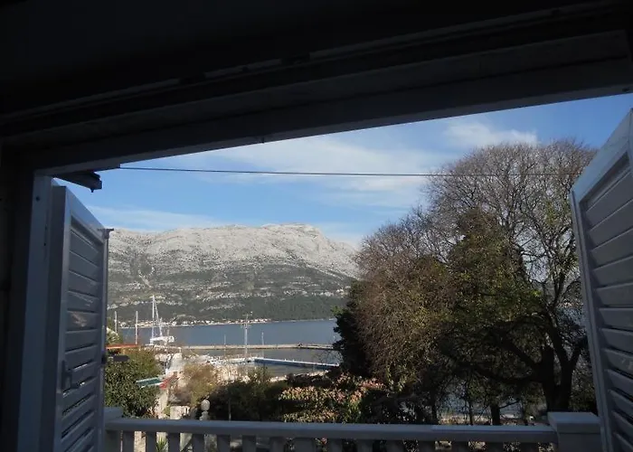 アパート In With Sea View, Terrace, Air Conditioning, Wi-fi *