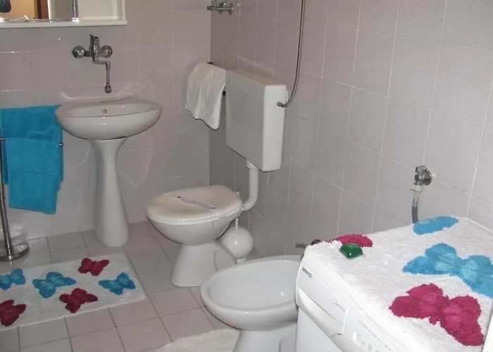 In With Sea View, Terrace, Air Conditioning, Wi-fi * コルチュラ