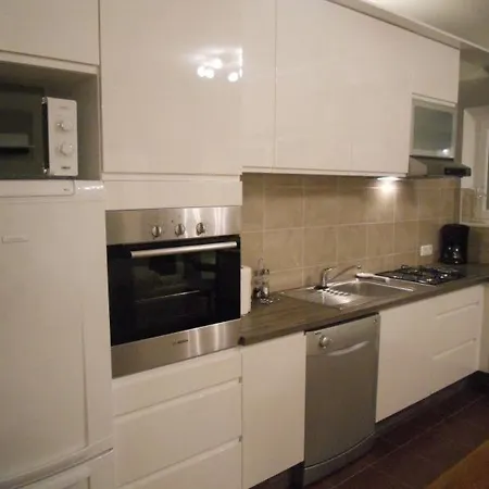 In With Sea View, Terrace, Air Conditioning, Wi-fi * קורצולה